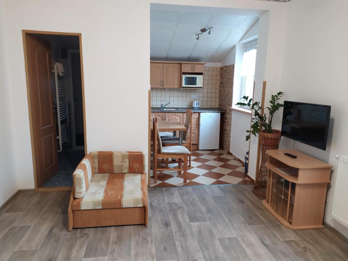 Apartmany Okoun Velke Losiny Bagian luar foto